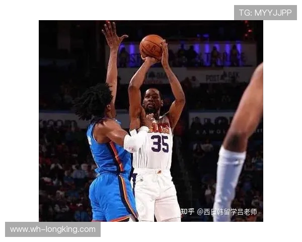 电竞赛事盛况：全球顶尖战队激战正酣，谁将问鼎冠军宝座引发热议