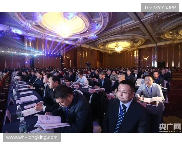 李添荣:从普通青年到行业领军人物的奋斗历程与成功秘诀探讨
